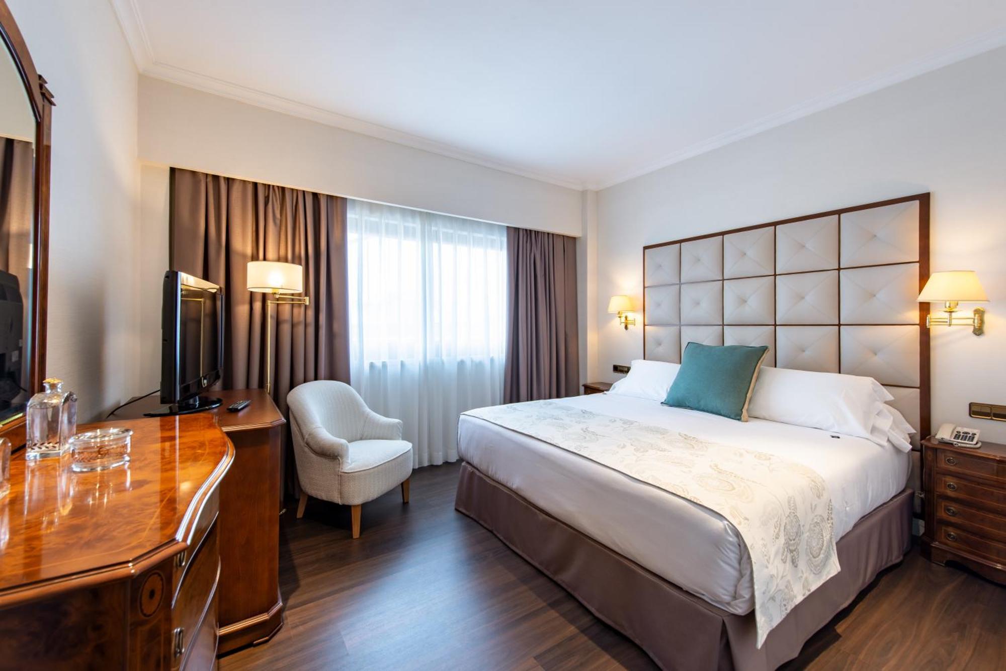 Hotel Praga Madrid Esterno foto