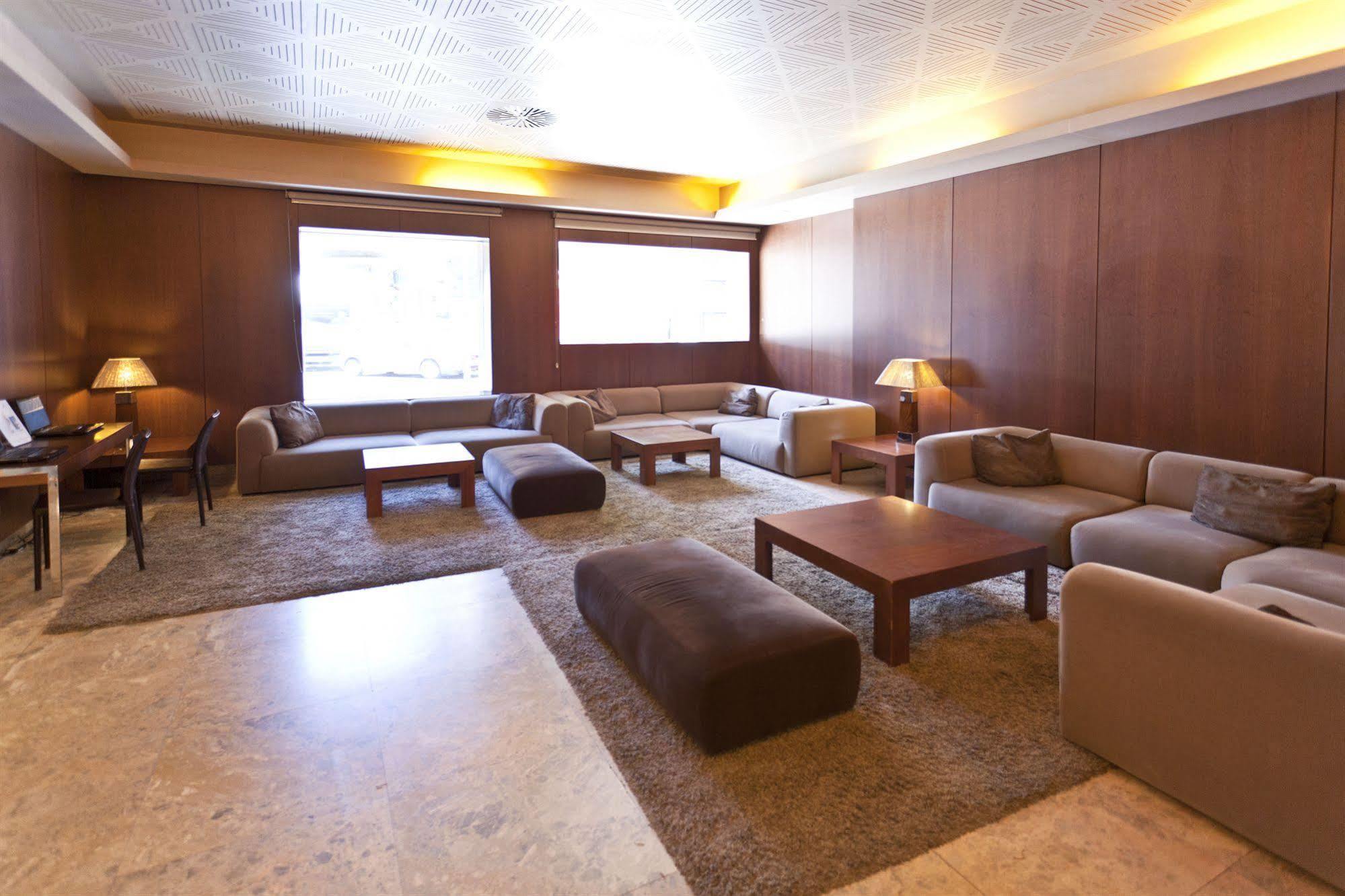 Hotel Praga Madrid Esterno foto